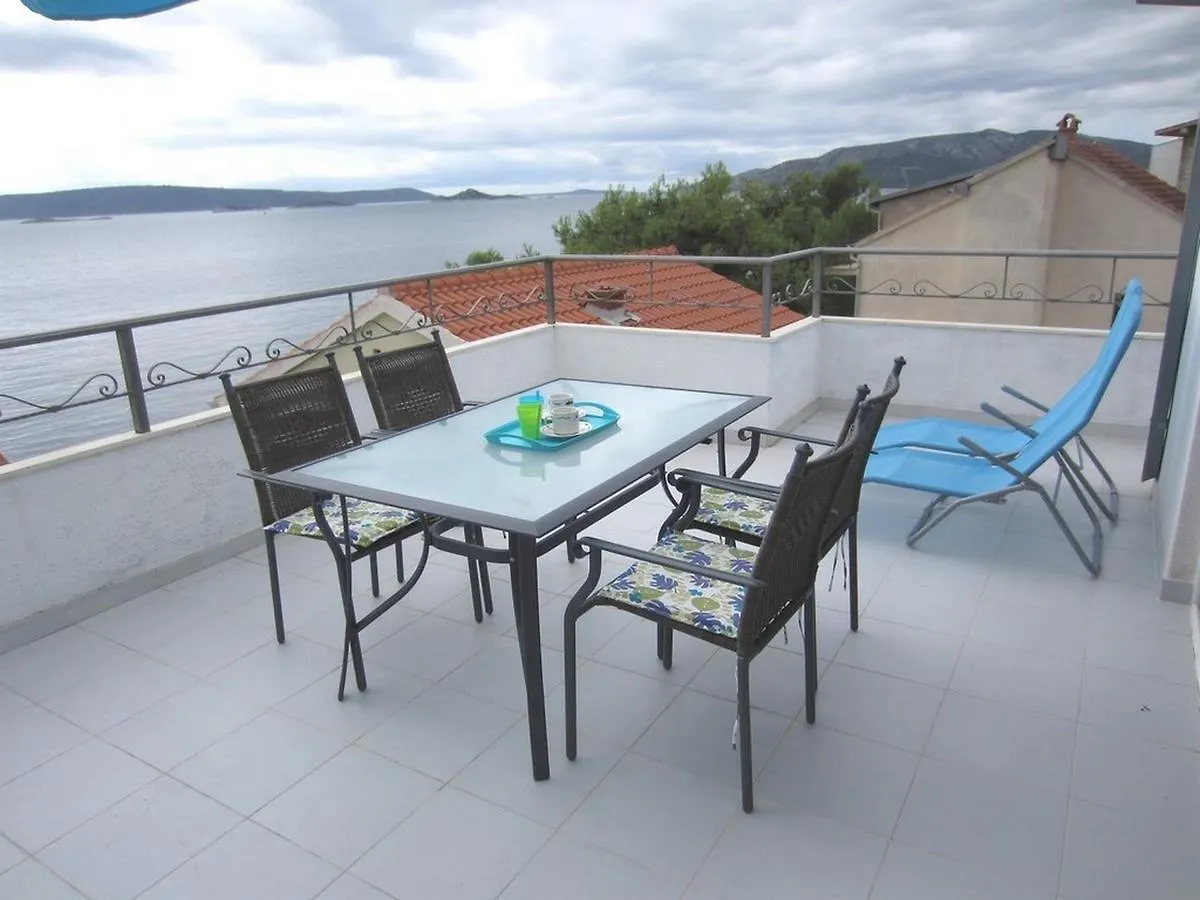 Apartments Zdenka Donji Okrug